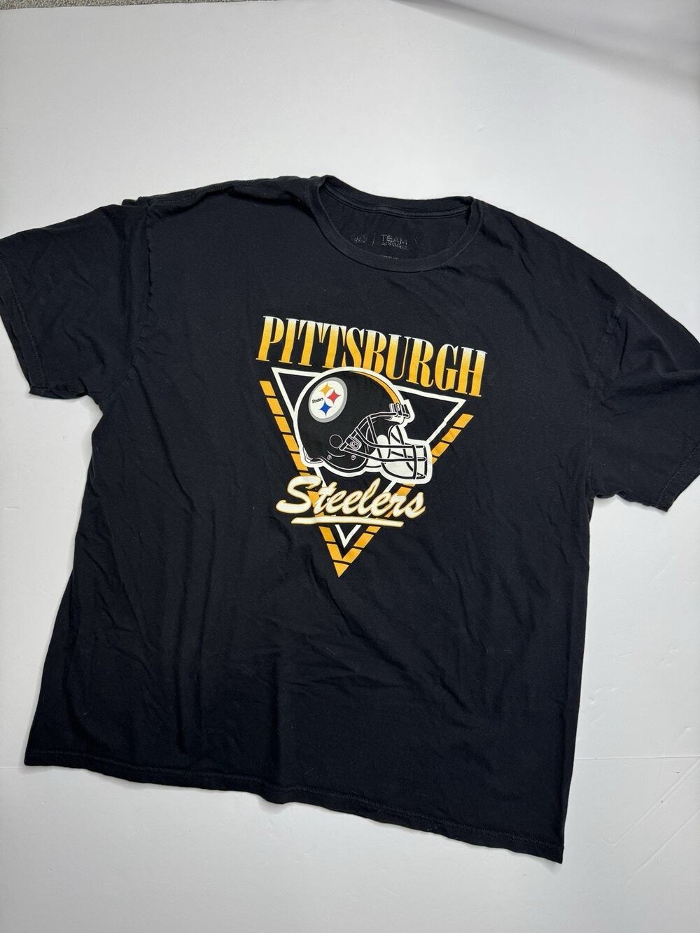 Pittsburgh Steelers T Shirt Mens 2XL Black NFL Team Apparel Helmet Graphic